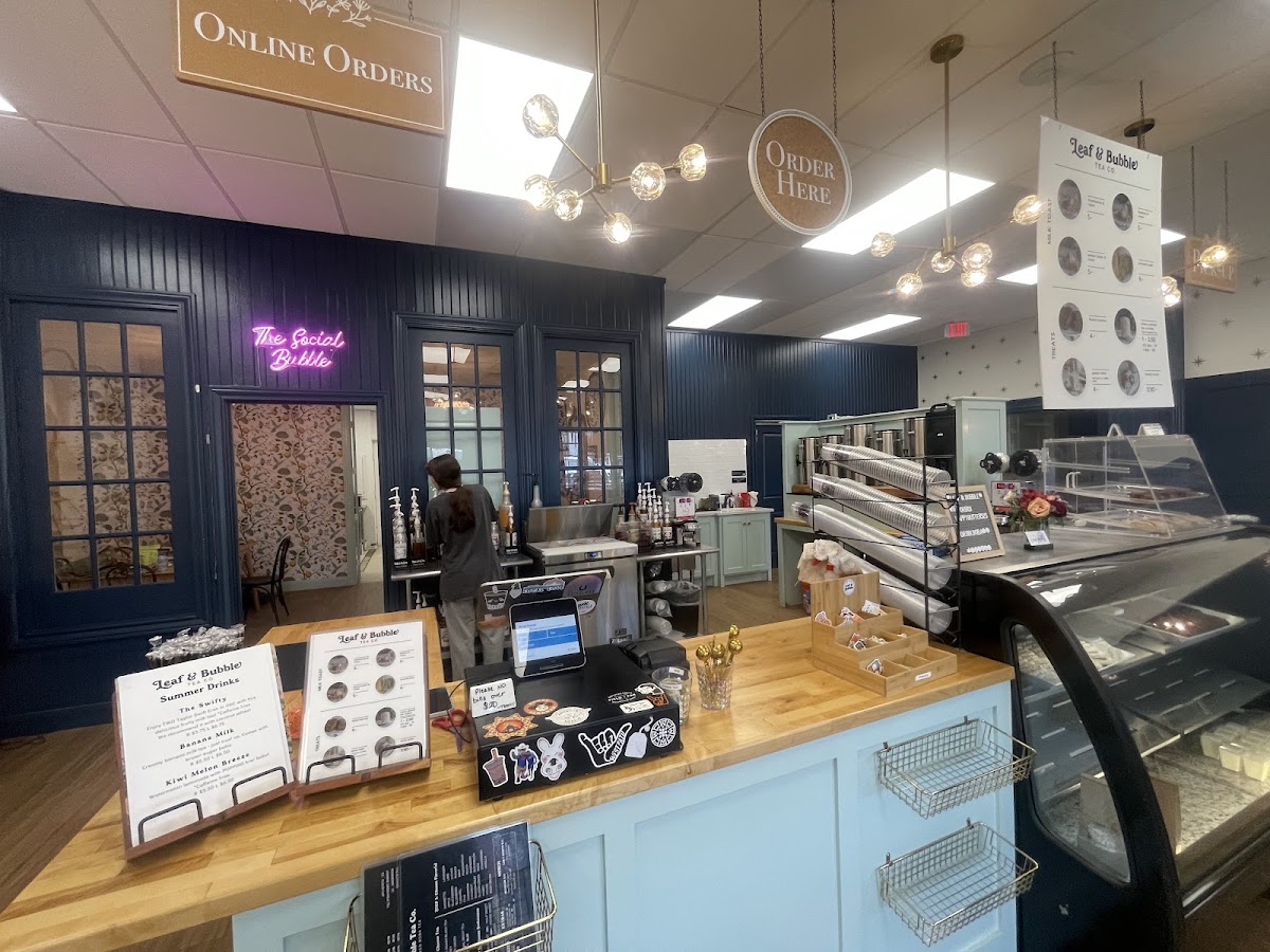 Leaf & Bubble Tea Co.